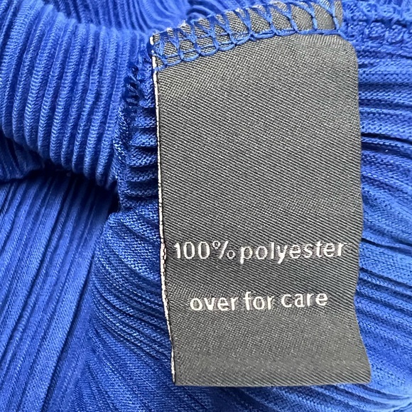 The Limited Collection Vibrant Blue Pleated V Neck Flutter Sleeve Top - Picture 7 of 9